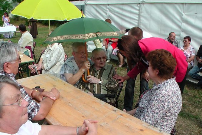 Klosterfest in Göllingen (Foto: Karl-Heinz Herrmann) Klosterfest in Göllingen (Foto: Karl-Heinz Herrmann)