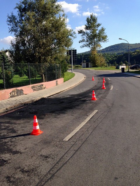 Fahrzeugbrand (Foto: Michael Schröder) Fahrzeugbrand (Foto: Michael Schröder)