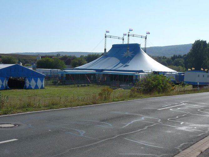 Gastspiel gestartet (Foto: Karl-Heinz Herrmann)