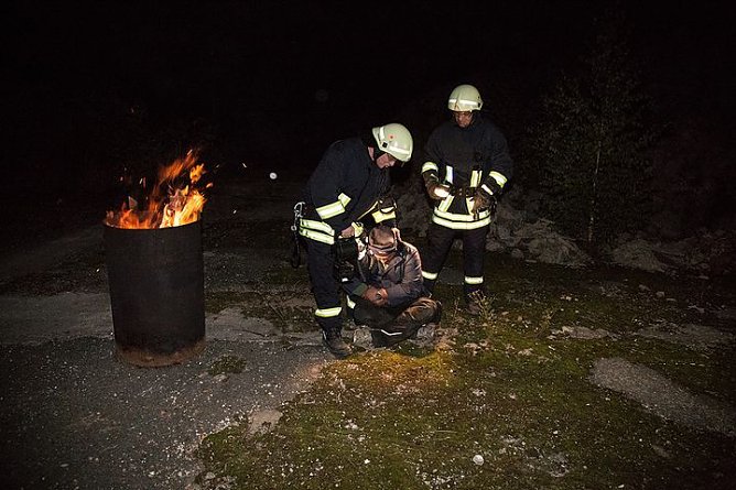 Gemeinsame Gro&szlig;&uuml;bung (Foto: DRK Sondershausen)