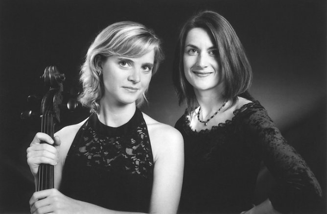 Duo im Riesensaal (Foto: Stadt Sondershausen) Duo im Riesensaal (Foto: Stadt Sondershausen)