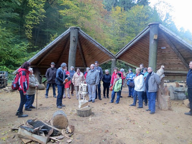 Durch die hohe Schrecke (Foto: Hohe Schrecke) Durch die hohe Schrecke (Foto: Hohe Schrecke)