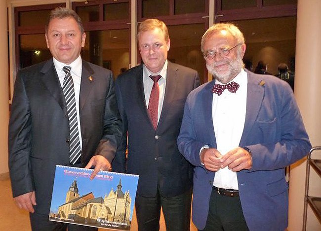 Intensive Gespr&auml;che gef&uuml;hrt (Foto: Karl-Heinz Herrmann)