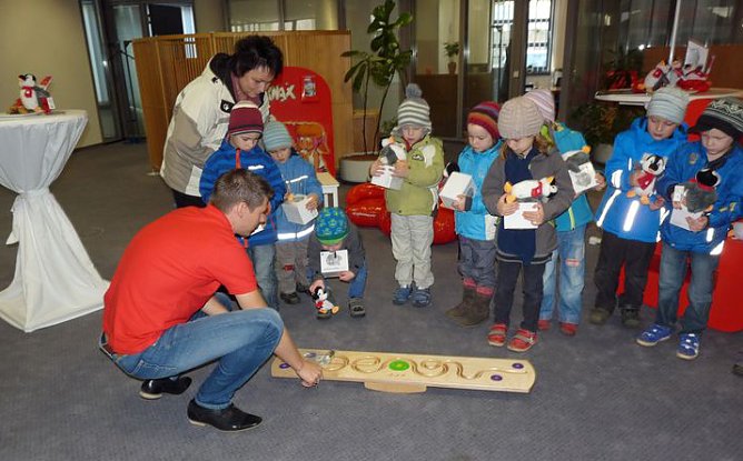 St&auml;ndchen zum Weltspartag (Foto: Karl-Heinz Herrmann)