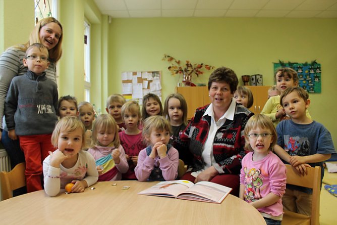 Vorlesetag mit Landtagsabgeordneter (Foto: Wahlkreisbüro Gudrun Holbe) Vorlesetag mit Landtagsabgeordneter (Foto: Wahlkreisbüro Gudrun Holbe)