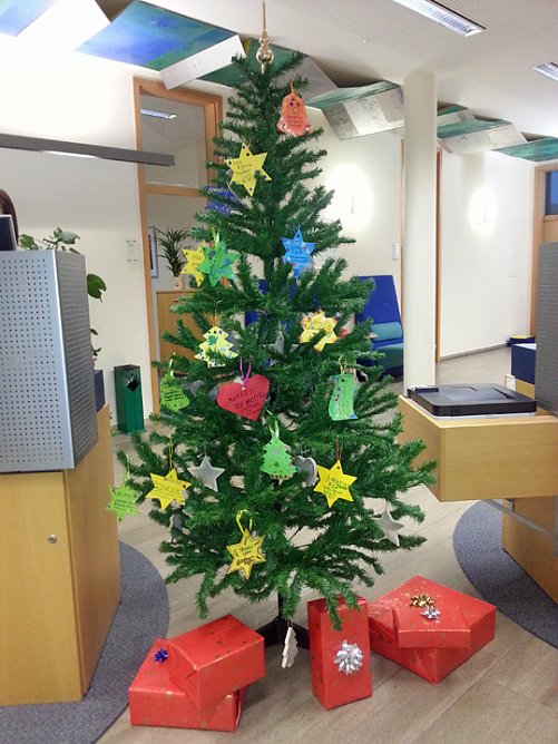 Weihnachten werden Wünsche wahr! (Foto: Kreisjugendring) Weihnachten werden Wünsche wahr! (Foto: Kreisjugendring)