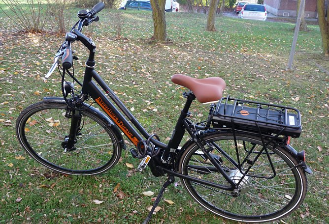 Mit dem E-Bike unterwegs (Foto: Karl-Heinz Herrmann)