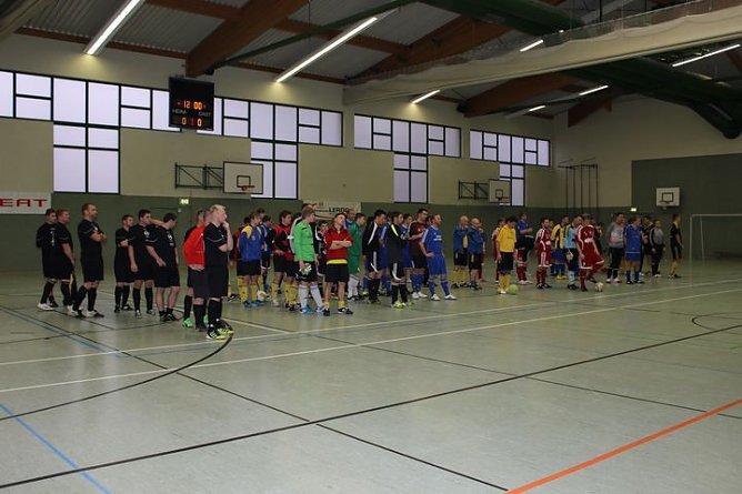 Start Hallenturnier (Foto: Karl-Heinz Herrmann)