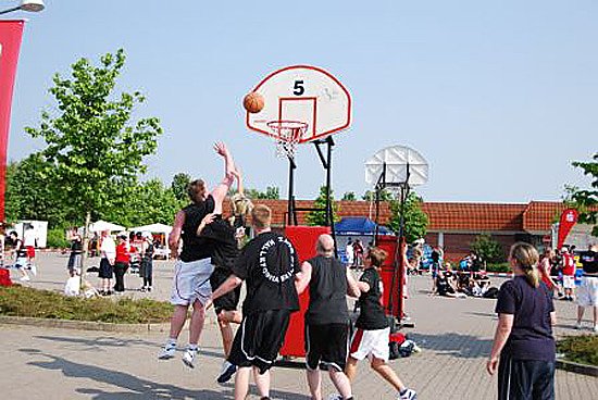 Aufruf an alle Freunde des Basketballsports (Foto: Landratsamt Kyffhäuserkreis) Aufruf an alle Freunde des Basketballsports (Foto: Landratsamt Kyffhäuserkreis)