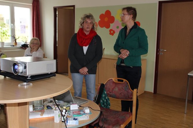 Mit Apothekerin gefrühstückt (Foto: Karl-Heinz Herrmann) Mit Apothekerin gefrühstückt (Foto: Karl-Heinz Herrmann)