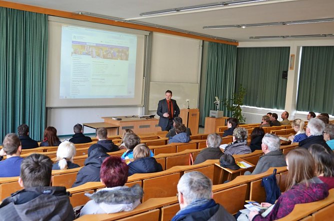 Jede Menge Infos am 12. April (Foto: Tina Schneppe, FHN)