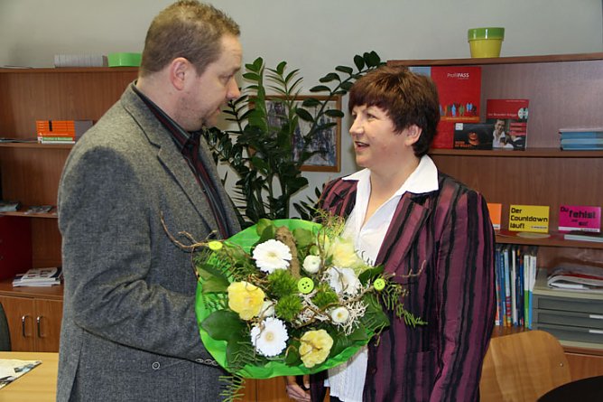 Neue ehrenamtliche Au&szlig;enstellenleiterin (Foto: VHS Kyffh&auml;userkreis)