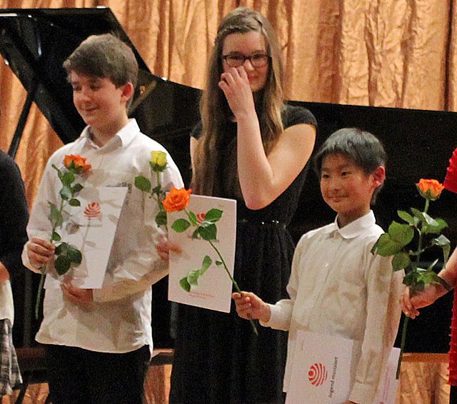 Klarinettistin zum Bundesfinalek (Foto: Karl-Heinz Herrmann) Klarinettistin zum Bundesfinalek (Foto: Karl-Heinz Herrmann)