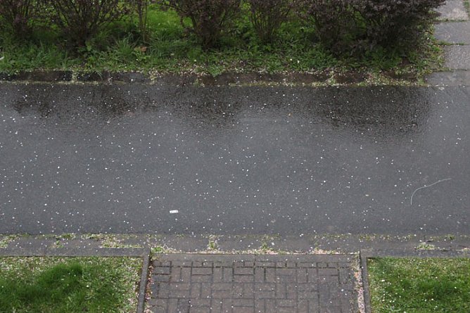Hagelschlag und Donnerwetter (Foto: Karl-Heinz Herrmann)