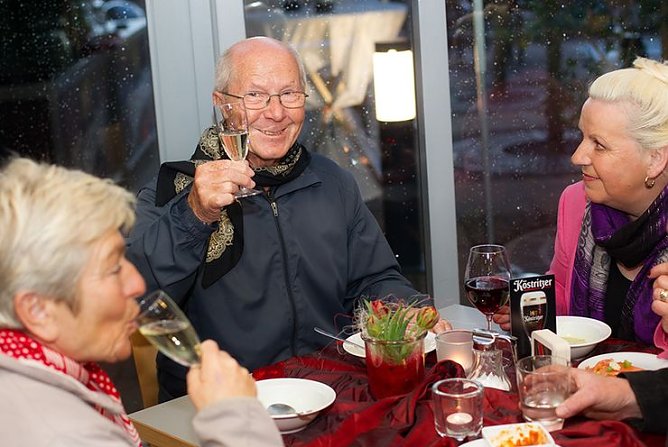 Schl&uuml;ssel am Kyffh&auml;user &uuml;bergeben (Foto: Kyffh&auml;usertherme)