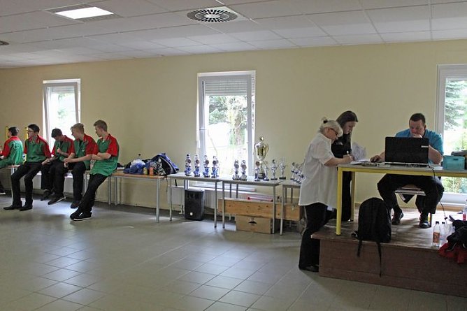 Dart-Elite zu Gast (Foto: Karl-Heinz Herrmann)