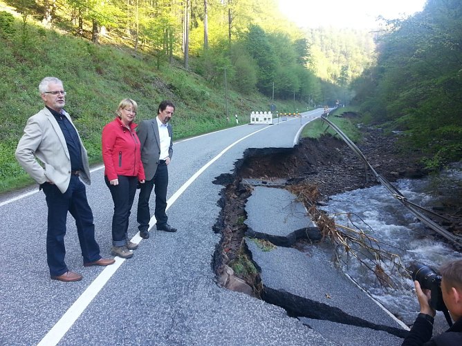 Inge Klaan an der B81 zwischen Netzkater und Rothes&uuml;tte (Foto: Peter Stefan Greiner)