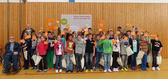 Schüler befassen sich mit Inklusion (Foto: Wolf-Jürgen Träger) Schüler befassen sich mit Inklusion (Foto: Wolf-Jürgen Träger)