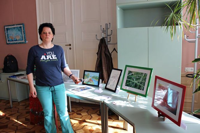 Neue Ausstellung in Musikschule (Foto: Karl-Heinz Herrmann) Neue Ausstellung in Musikschule (Foto: Karl-Heinz Herrmann)