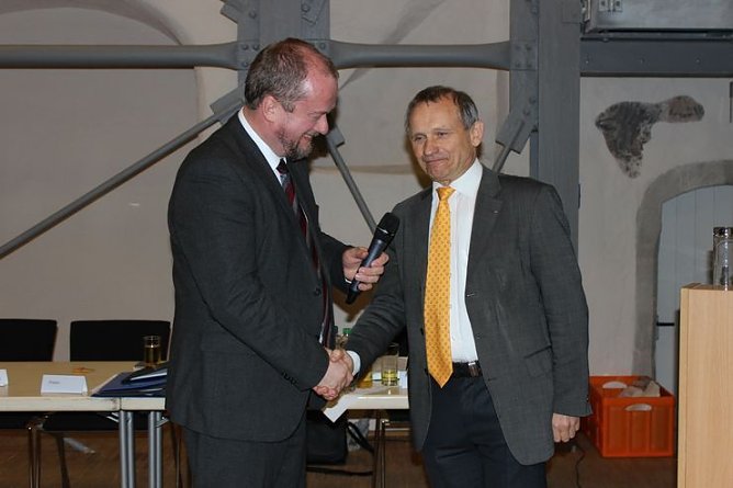 Wahl des Präses erfolgt (Foto: Karl-Heinz Herrmann) Wahl des Präses erfolgt (Foto: Karl-Heinz Herrmann)