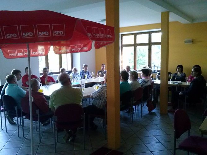 Gut besuchter Stammtisch (Foto: SPD Bad Frankenhausen)