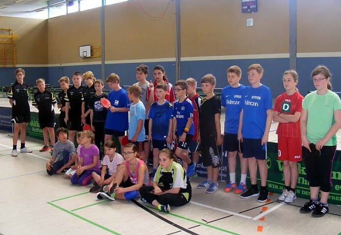 Schnelle B&auml;lle an der Bahnhofstra&szlig;e (Foto: Karl-Heinz Herrmann)