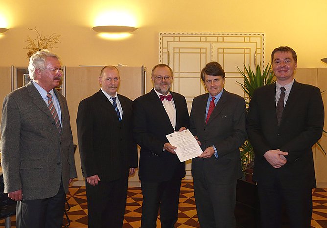 Vertrag mit Klosterschule (Foto: Landratsamt Kyffh&auml;userkreis)