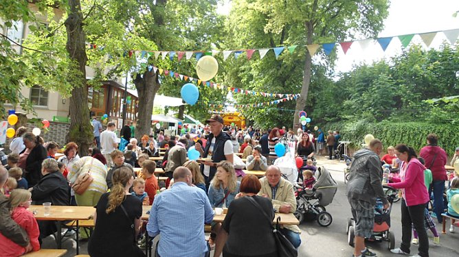 22. Straßenfest (Foto: Kindervilla Bad Frankenhausen) 22. Straßenfest (Foto: Kindervilla Bad Frankenhausen)