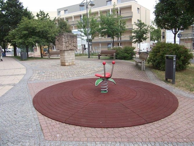 Neue Spielger&auml;te (Foto: Stadt Sondershausen)