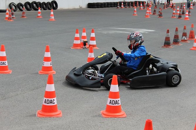 Rasante Fahrten (Foto: Karl-Heinz Herrmann)