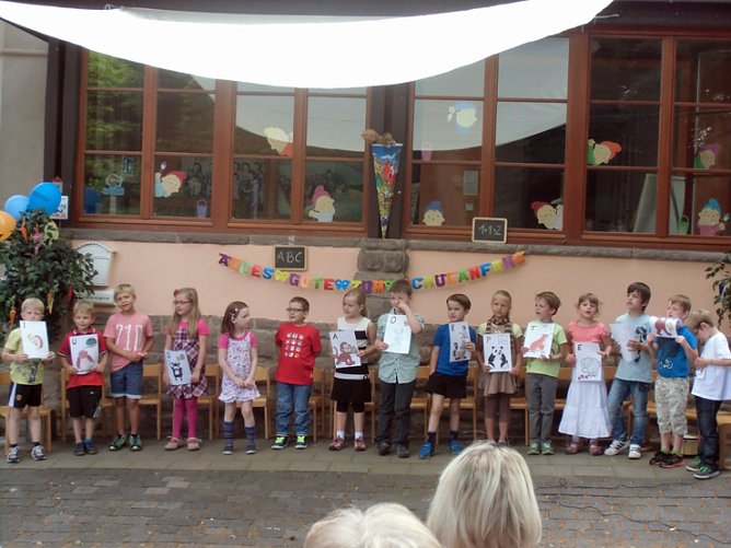 16 Vorschulkinder sagen Auf Wiedersehen (Foto: Kindervilla Bad Frankenhausen)