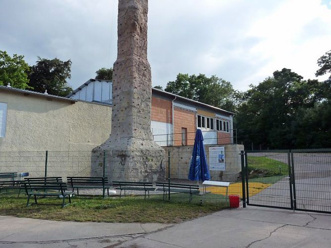 Kletter- und Erlebnishalle im Bau (Foto: Karl-Heinz Herrmann)