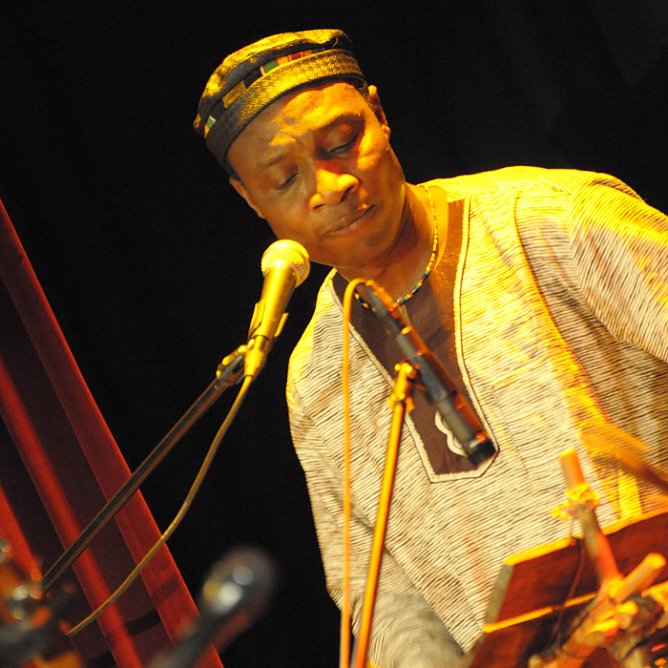 Afrikanische Weltmusik (Foto: Kunsthof Friedrichsrode) Afrikanische Weltmusik (Foto: Kunsthof Friedrichsrode)