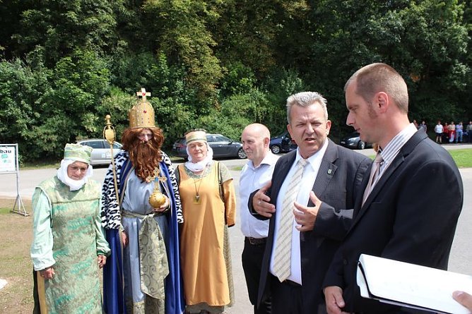 Blickfang (Eye-Catcher) eingeweiht (Foto: Karl-Heinz Herrmann) Blickfang (Eye-Catcher) eingeweiht (Foto: Karl-Heinz Herrmann)