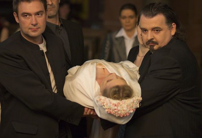 Kirche und Theater (Foto: Graner) Kirche und Theater (Foto: Graner)