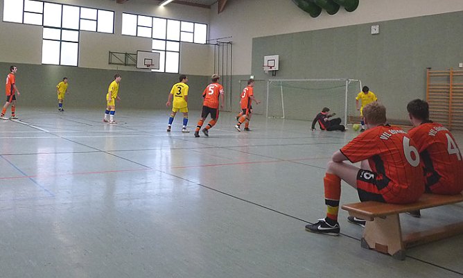 Westthüringer Hallenmeisterschaft (Foto: Karl-Heinz Herrmann) Westthüringer Hallenmeisterschaft (Foto: Karl-Heinz Herrmann)