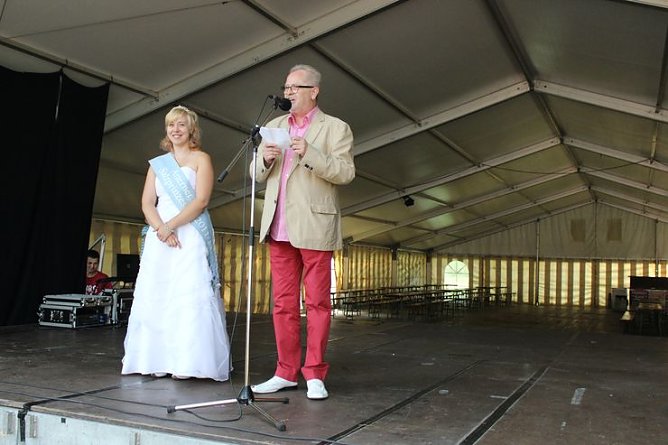 240. Brunnefest gestartet, aber... (Foto: Brunnenfest) 240. Brunnefest gestartet, aber... (Foto: Brunnenfest)