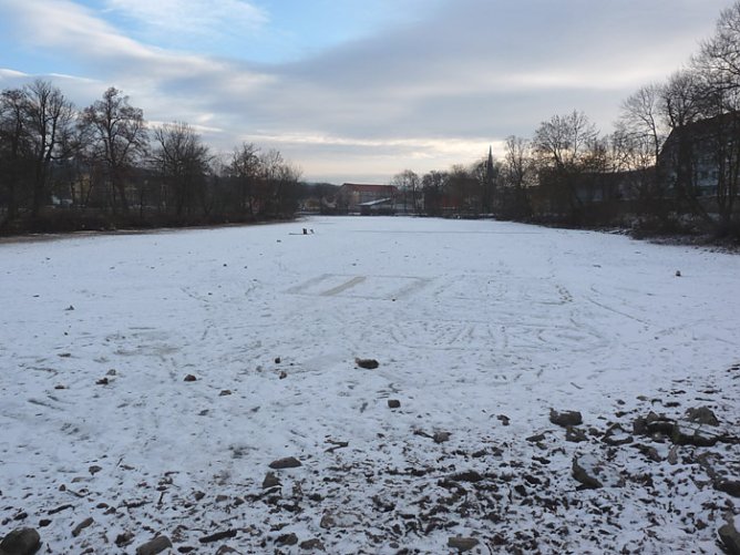 Thema Spritzeisbahn (Foto: Karl-Heinz Herrmann)