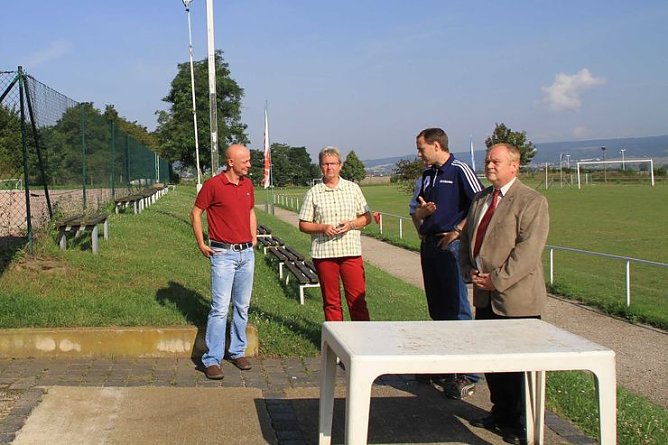 Unterst&uuml;tzung erhalten (Foto: B. Wollweber)