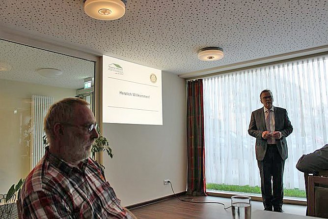 Haus am Wipper besichtigt (Foto: Karl-Heinz Herrmann)