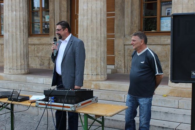 Familienfest begonnen (Foto: Karl-Heinz Herrmann) Familienfest begonnen (Foto: Karl-Heinz Herrmann)