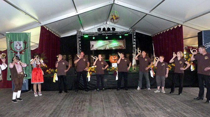 J&auml;gerschaft unterst&uuml;tzte Bauernmarkt (Foto: Privat)