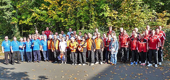 Heimvorteil nur halb genutzt (Foto: Karl-Heinz Herrmann) Heimvorteil nur halb genutzt (Foto: Karl-Heinz Herrmann)