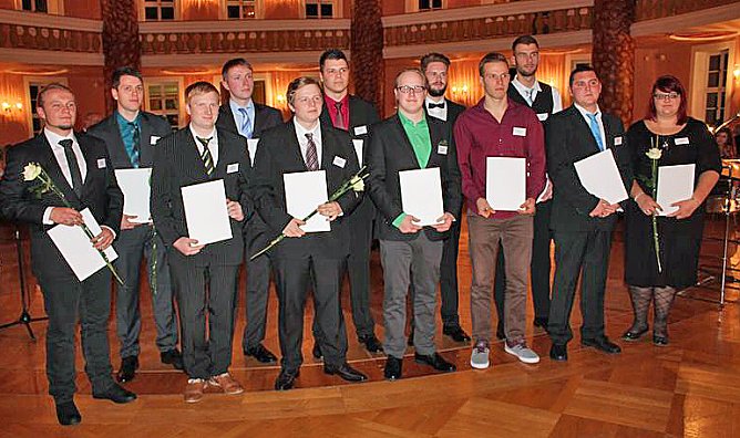 WAGO- Stiftung ehrt die 13 besten Auszubildenden (Foto: Karl-Heinz Herrmann) WAGO- Stiftung ehrt die 13 besten Auszubildenden (Foto: Karl-Heinz Herrmann)