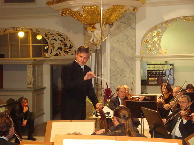 R&uuml;ckblick auf Benefizkonzert (Foto: Peter Zimmer)