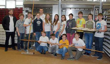 5000 Brote � Konfis backen Brot f&uuml;r die Welt (Foto: Privat)