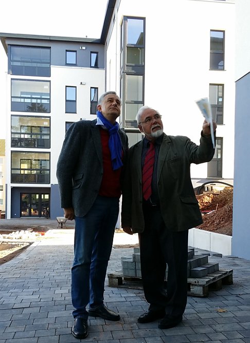 Neuen Wohnkomplex besucht (Foto: Wahlkreisb&uuml;ro Steffen-Claudio Lemme)