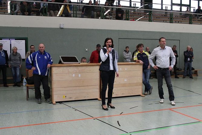 Freundschaftsspiel mit Asylbewerbern (Foto: Karl-Heinz Herrmann)