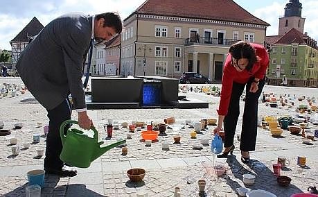 Mut schöpfen (Foto: Karl-Heinz Herrmann) Mut schöpfen (Foto: Karl-Heinz Herrmann)