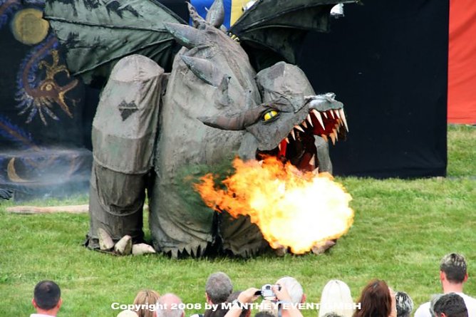 Der Drache (Foto: Manthey Event) Der Drache (Foto: Manthey Event)